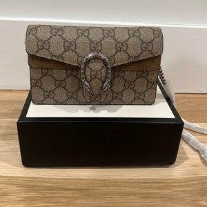 GUCCI Super Mini GG Supreme Dionysus Bag